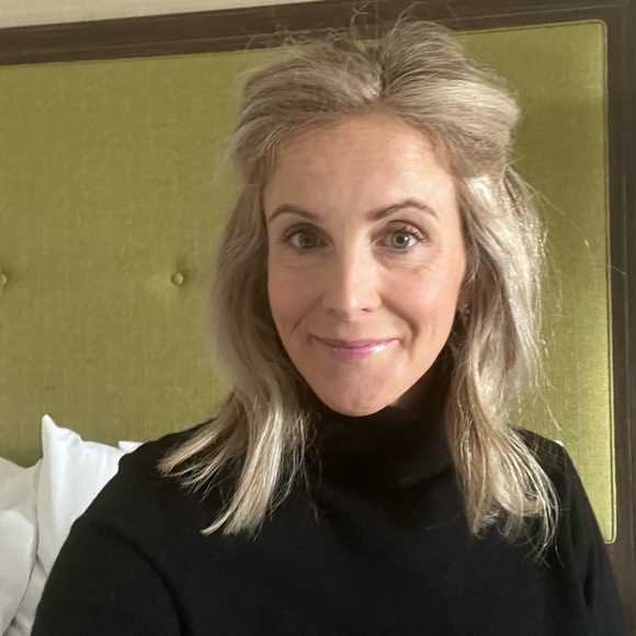 Meet your Posher, Sheila - Picture 2 of 2